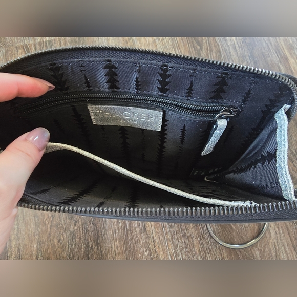 Thacker Gable Travel Pouch Opal Iridescent - Picture 7 of 9